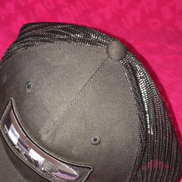 Hammer Down SnapBack hat 5 panel mesh back black cap - Picture 4 of 12